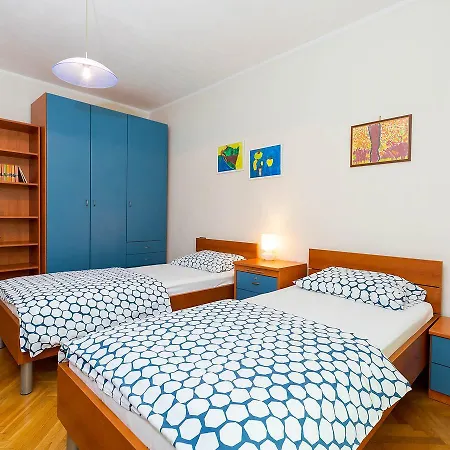 Premium Sanja 3*
