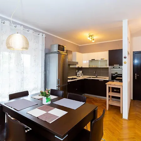 Pensionat Premium Sanja